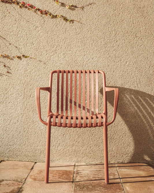 Chaise empilable d’extérieur Isabellini terracotta