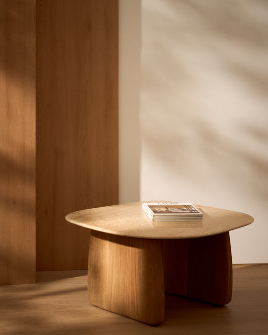 Table auxiliaire Pirita en travertin beige et pieds en bois de chêne avec finition ton naturel 71 x 70 cm FSC 100 %