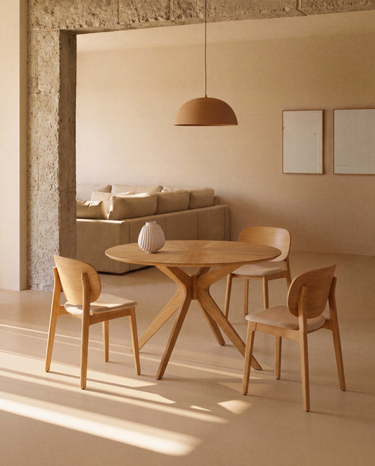 Ludara chair in oak veneer and beige chenille