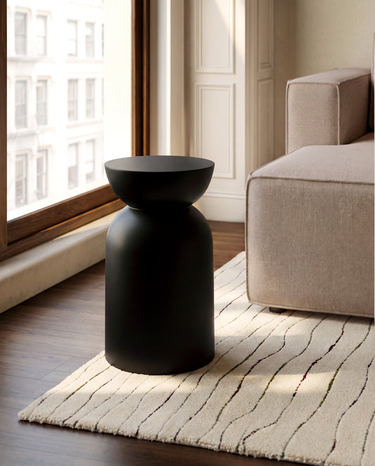 Rachell metal side table with glossy black painted finish Ø 30 cm