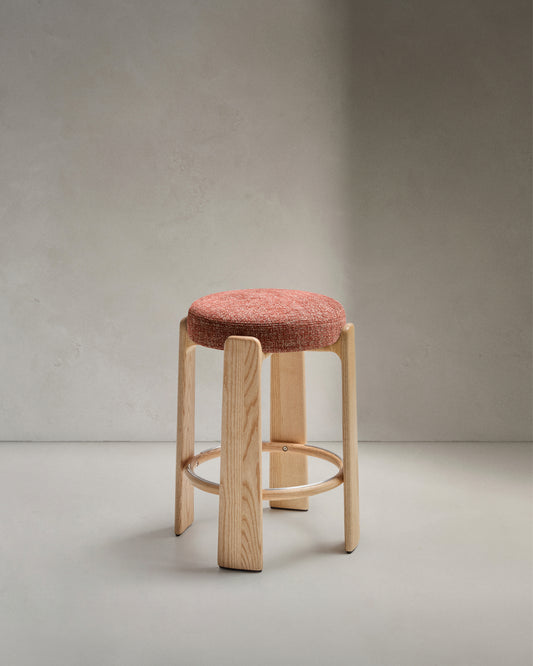 Tabouret Granite en tissu chenille terracotta et bois de frêne avec finition ton naturel FSC 100 % 65 cm