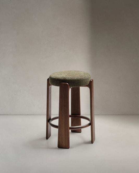 Tabouret Granite en tissu chenille verte et bois de frêne avec finition ton noyer FSC 100 % 75 cm