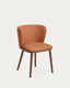 Chaise Ciselia ignifuge en chenille épaisse terracotta et pieds en bois de frêne avec finition ton noyer FSC Mix Credit