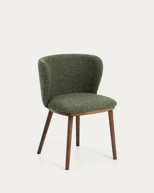 Chaise Ciselia en chenille épaisse vert foncé et pieds en bois de frêne avec finition ton noyer FSC Mix Credit