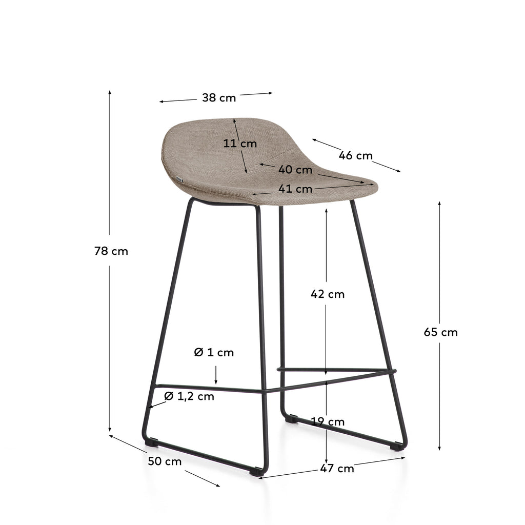 Tabouret Zahara en chenille marron avec pieds en acier finition noire 65 cm FSC 100 %