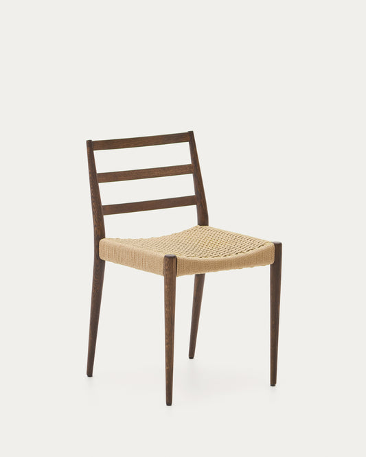 Chaise Analy en bois de chêne massif avec finition noyer et assise en corde FSC Mix Credit