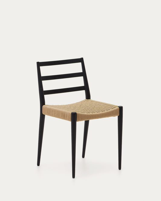 Chaise Analy en bois de chêne massif avec finition noire et assise en corde FSC Mix Credit