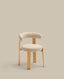 Chaise Granite version ignifugée en chenille beige et bois de frêne avec finition ton naturel FSC 100 %