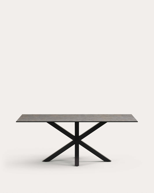 Table Argo en grès cérame Iron Moss et pieds en acier finition noire 200 x 100 cm