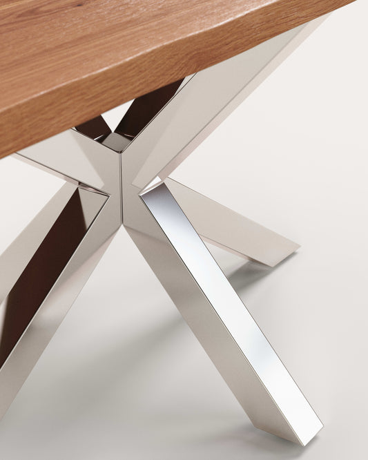 Table Argo en plaqué chêne finition naturelle et pieds en acier inoxydable 160 x 90 cm