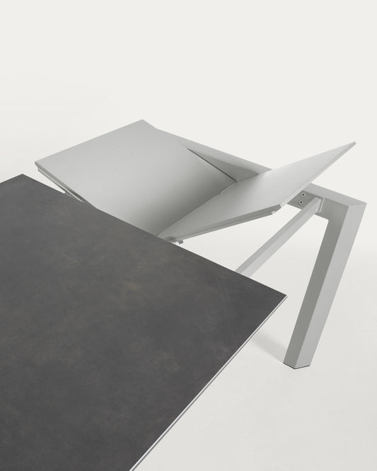 Table extensible Axis grès cérame finition Vulcano Roca et pieds acier gris 120 (180) cm
