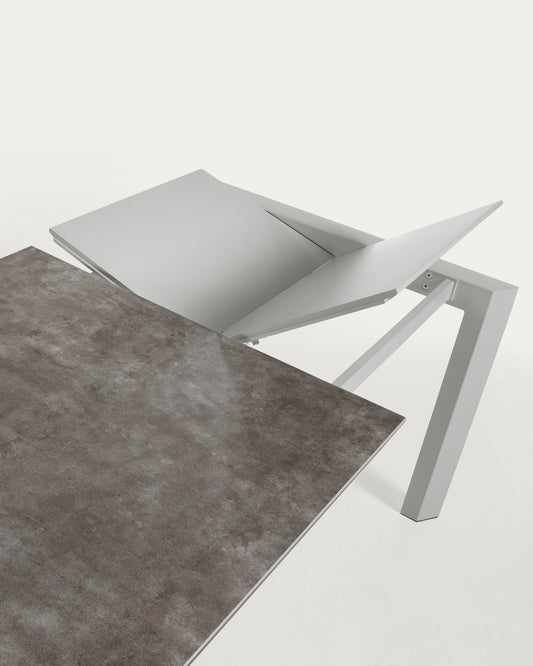 Table extensible Axis grès cérame finition Vulcano Cendrée et pieds acier gris 160(220)cm