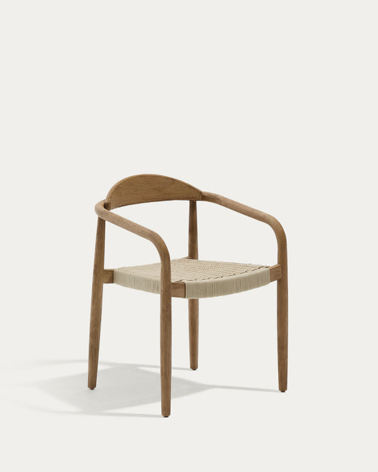 Chaise empilable Nina en bois massif d’acacia et corde écrue FSC 100 %