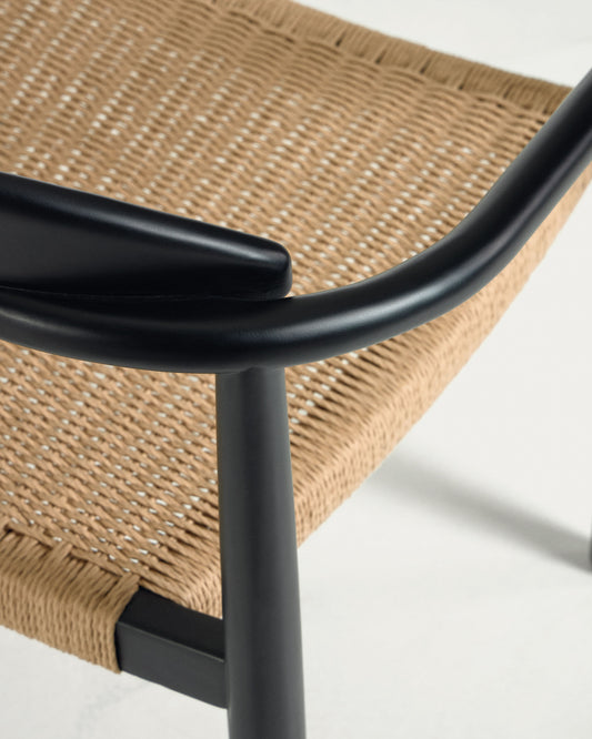 Chaise Nina en bois d'acacia finition noire et corde en papier beige FSC 100%