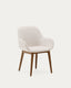 Chaise Konna beige et pieds en bois de frêne foncé