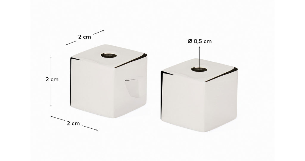Set Acadia de 4 bougeoirs en acier inoxydable à la finition argentée brillante