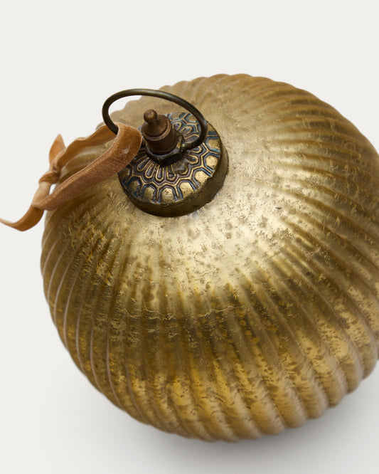 Elur Christmas bauble made of gold recycled glass, Ø 15 cm