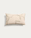 Housse de coussin Dibel en coton écru avec motif brodé vert 30 x 50 cm