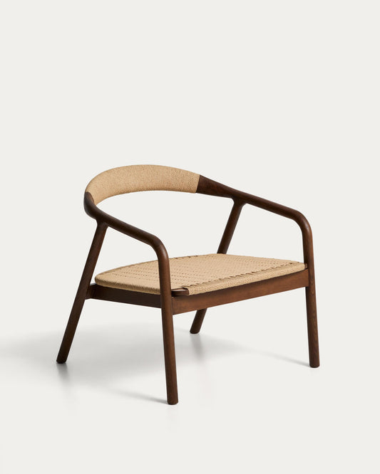 Fauteuil Derile en bois de chêne avec finition noyer et corde en papier beige FSC Mix Credit