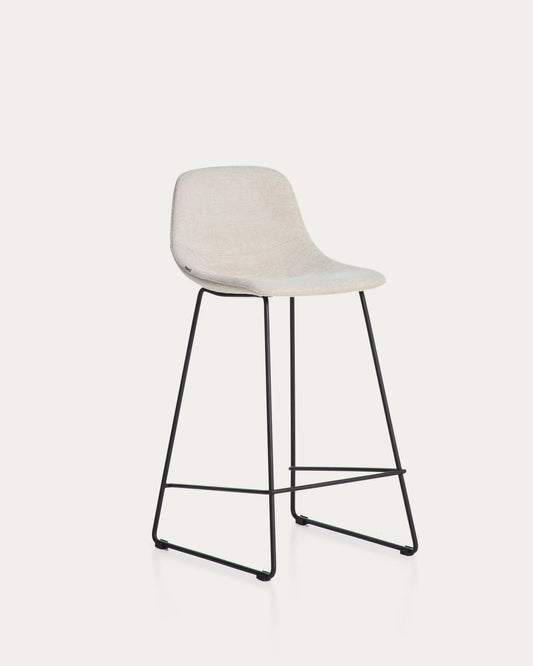 Tabouret Zahara en chenille beige avec pieds en acier finition noire 76 cm FSC 100 %