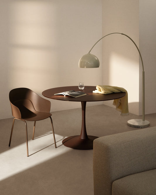 Lampadaire Madali en acier avec finition blanche et marbre blanc