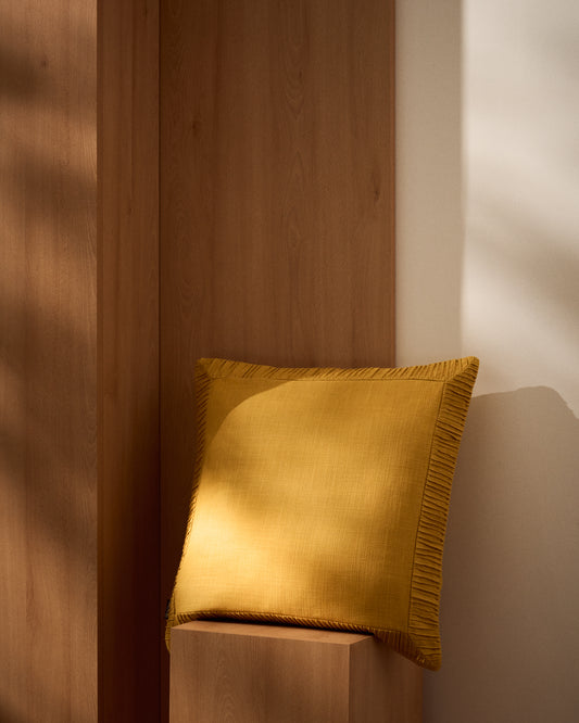 Housse de coussin Luadia en coton avec détail plissé jaune 50 x 50 cm