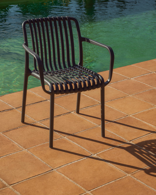 Chaise empilable d’extérieur Isabellini graphite