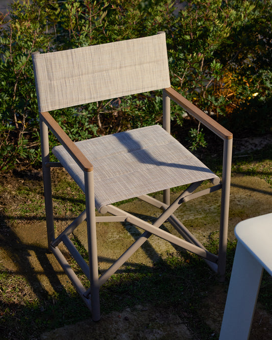 Chaise pliable d’extérieur Tisno en aluminium taupe et textilène taupe