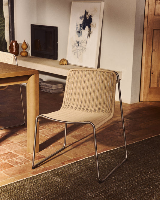 Chaise empilable Tavari en corde synthétique beige et acier inoxydable AISI 304 effet brossé