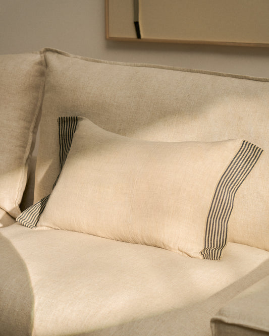 Housse de coussin Disea en lin beige avec détail rayé noir 40 x 60 cm