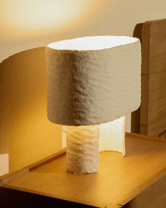 Lampe de table Bedala en papier mâché blanc