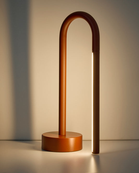 Lampe de table portable Bow en aluminium rouge