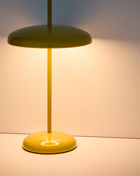 Lampe de table portable Porte en aluminium jaune