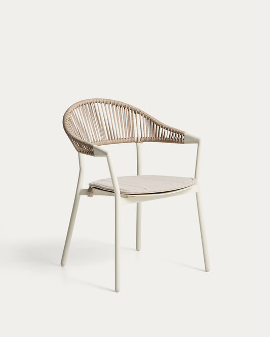 Chaise empilable d’extérieur Alimia en aluminium écru et corde synthétique beige