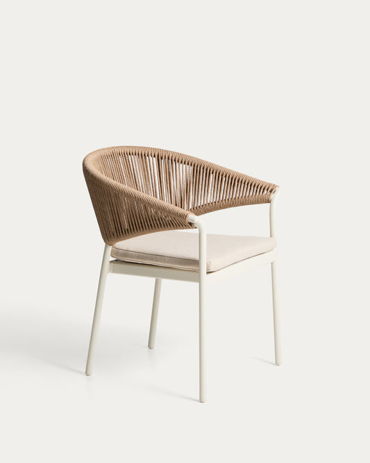 Chaise Zuara en aluminium écru et corde synthétique marron