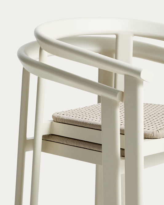 Ensemble Erice de 4 chaises empilables en aluminium et corde et d’une table en aluminium et verre trempé écru Ø 120 cm