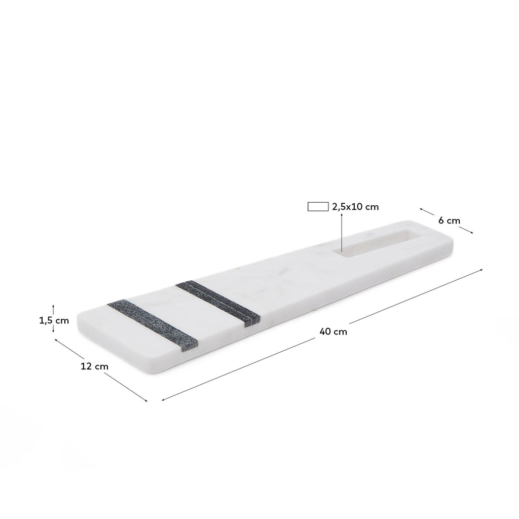 Petite planche de service Nira en marbre noir et blanc