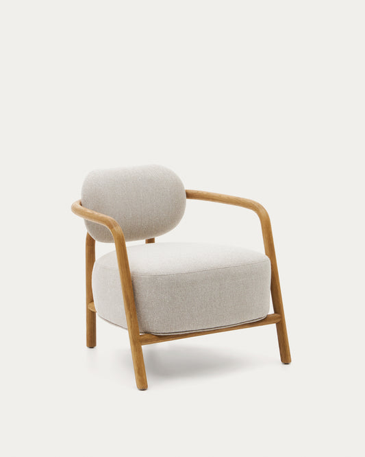 Fauteuil Melqui beige en bois de chêne avec finition naturelle
