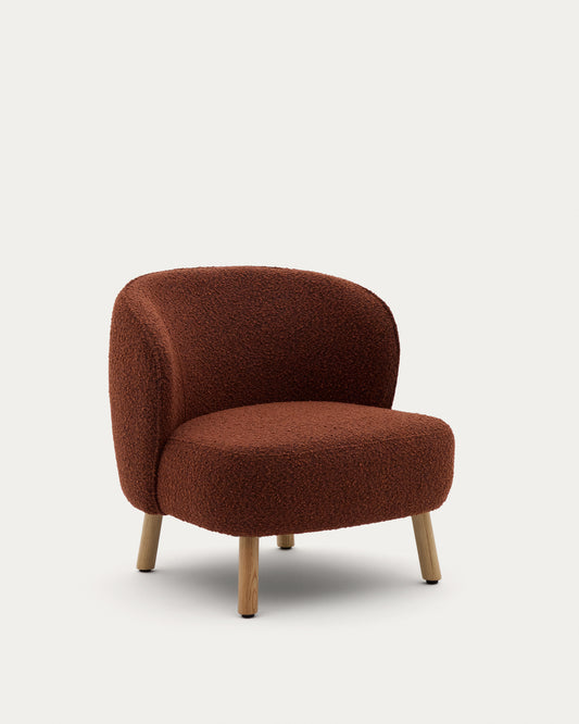 Fauteuil Ulit en tissu effet bouclette terracotta et pieds en bois de hêtre finition naturelle