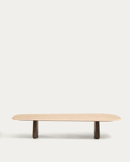 Table basse Pirita en travertin beige et pieds en bois de chêne avec finition foncée 147 x 65 cm FSC 100 %