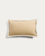 Housse de coussin  Olinan avec détail en bouclette beige 30 x 50 cm