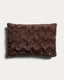 Housse de coussin Oruma en fibres synthétiques effet astracan marron chocolat 40 x 60 cm