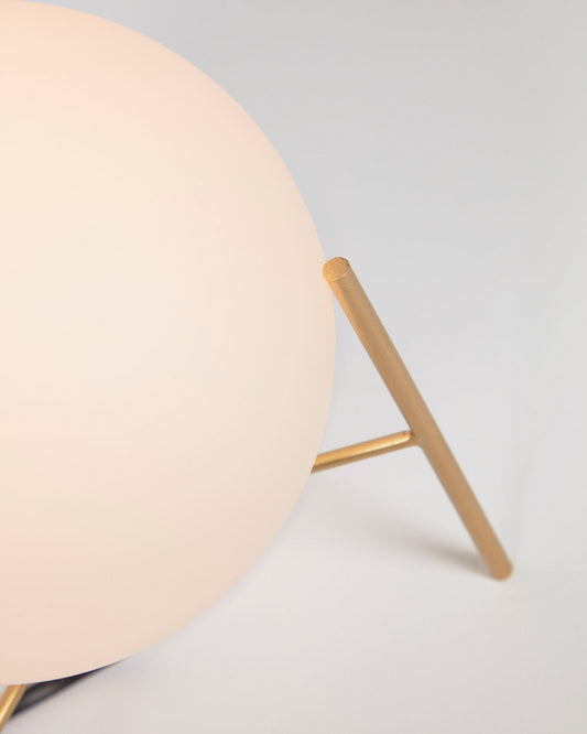 Lampe de table Seine en acier finition laiton