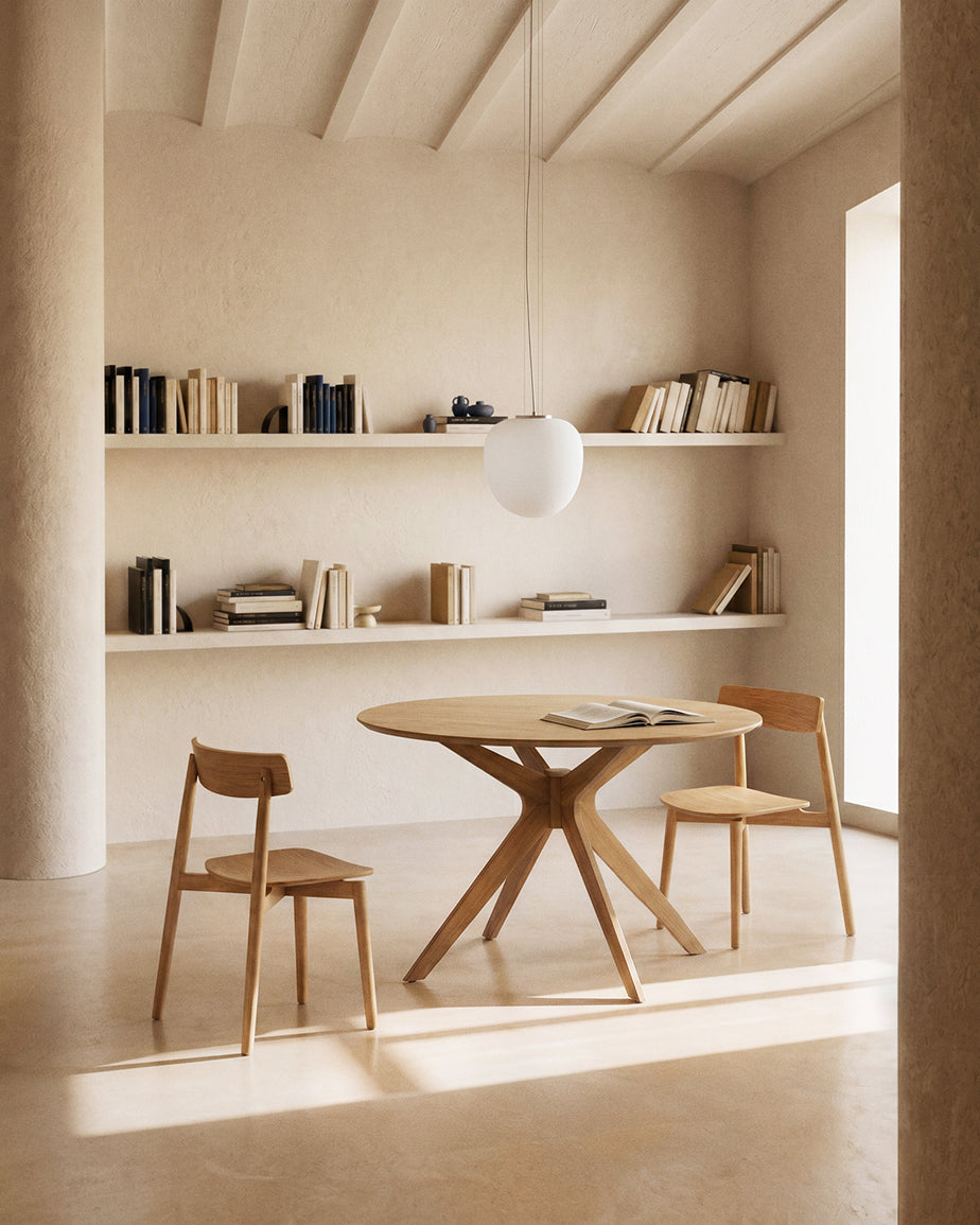 Table Naanim en placage de chêne 180 x 110 cm