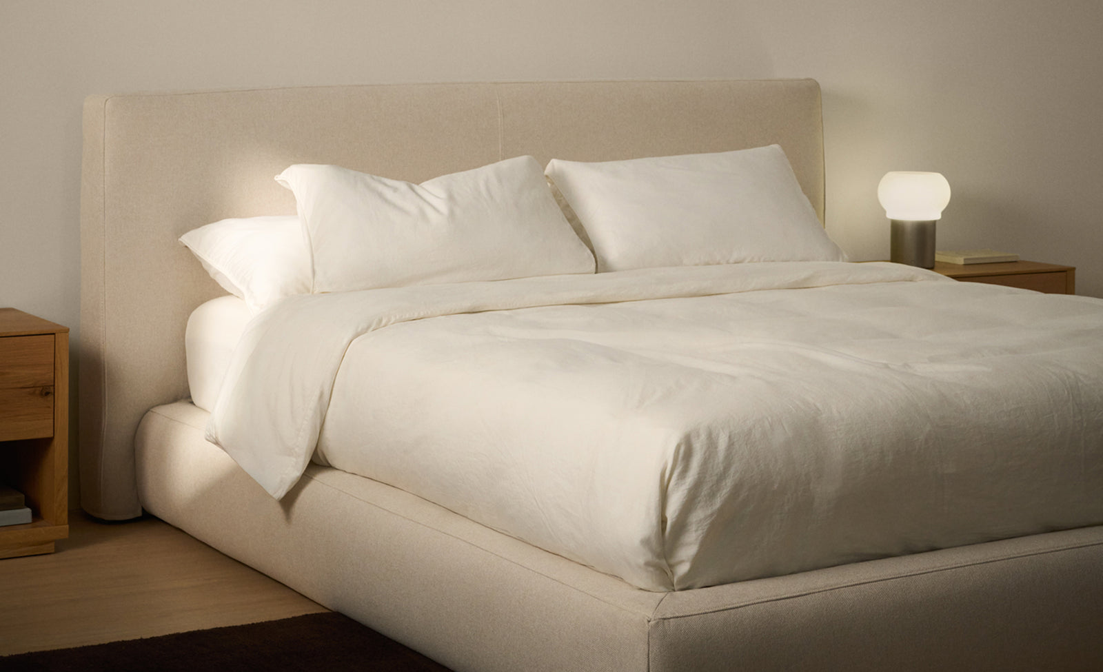 Ecru Blok bed with removable covers for 160 x 200 cm mattress FSC Mix Credit